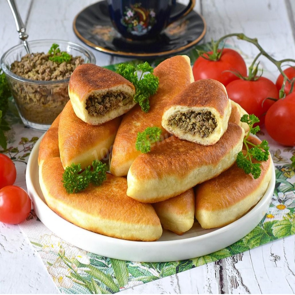 888 Пирожок жаренный с ливером